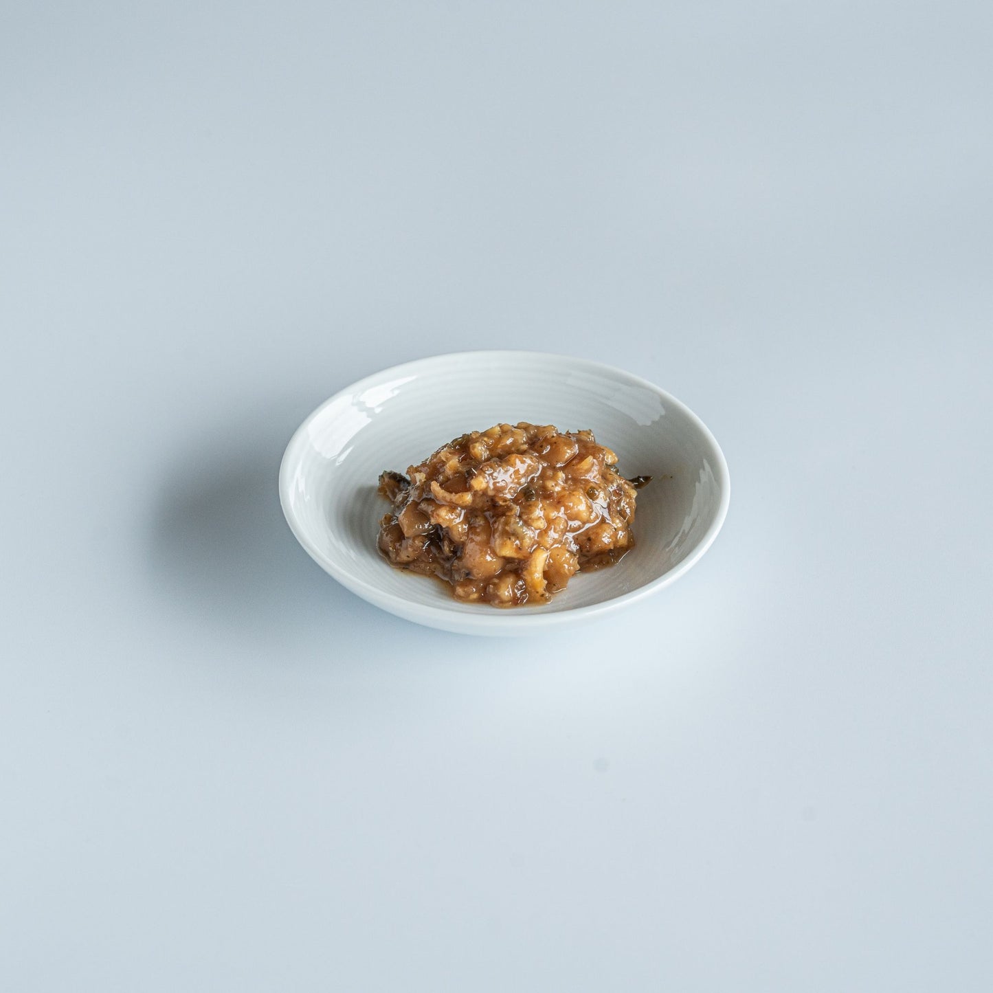 生姜もろみはお肉や魚との相性抜群。旨味と辛味が食材の味を引き立てます。