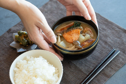 食欲の秋にぴったり🍁秋鮭の具沢山みそ汁