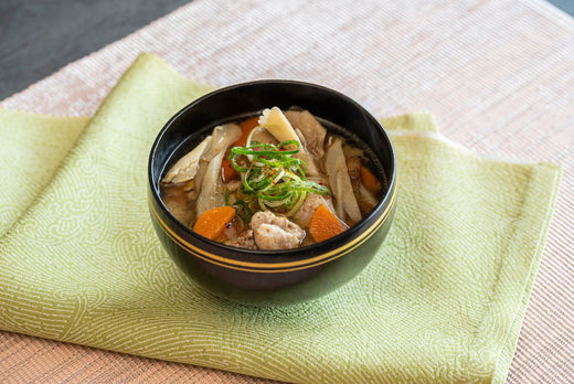 鶏ごぼうときのこの味噌汁の完成写真