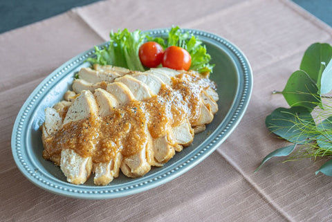 電子レンジで作る👩‍🍳鶏むね肉の味噌ダレチャーシュー