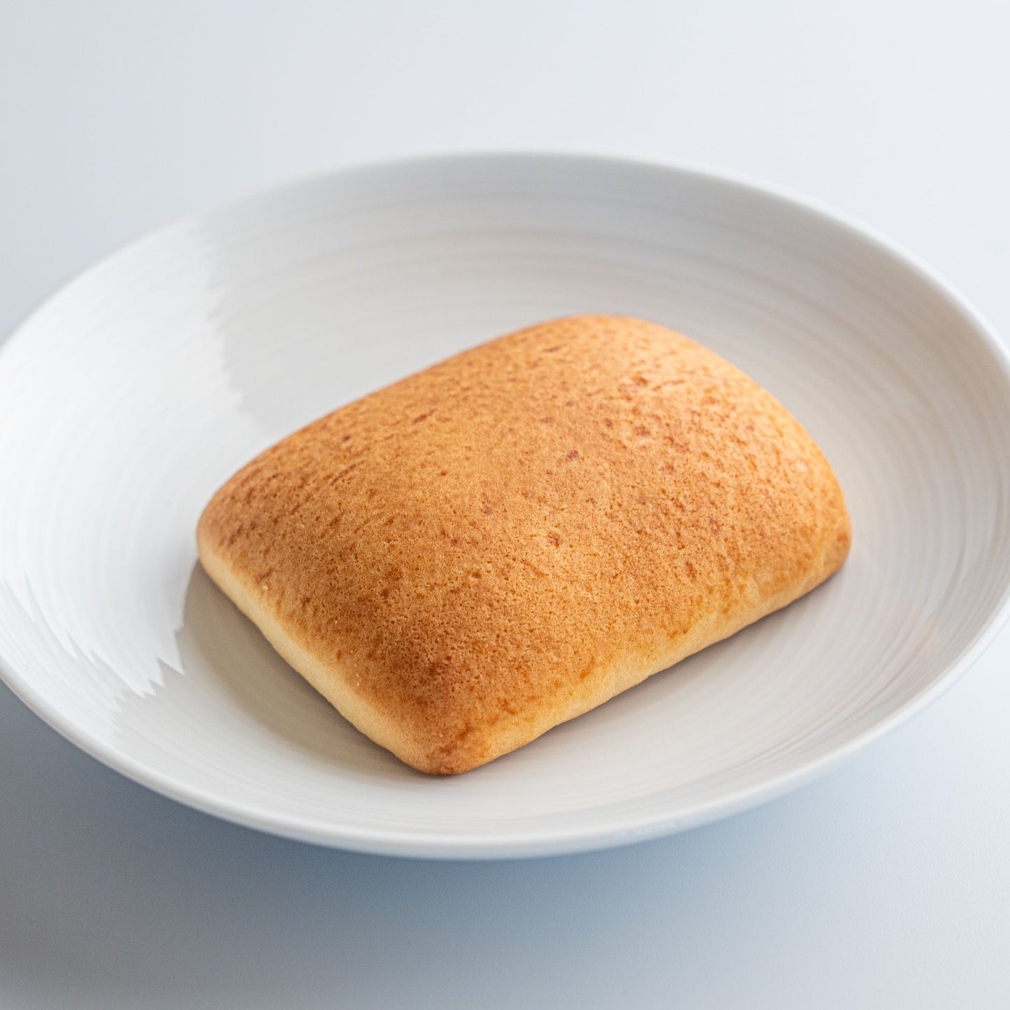 新田醸造のみそパンは、ほんのりと香る味噌の風味が特徴。
