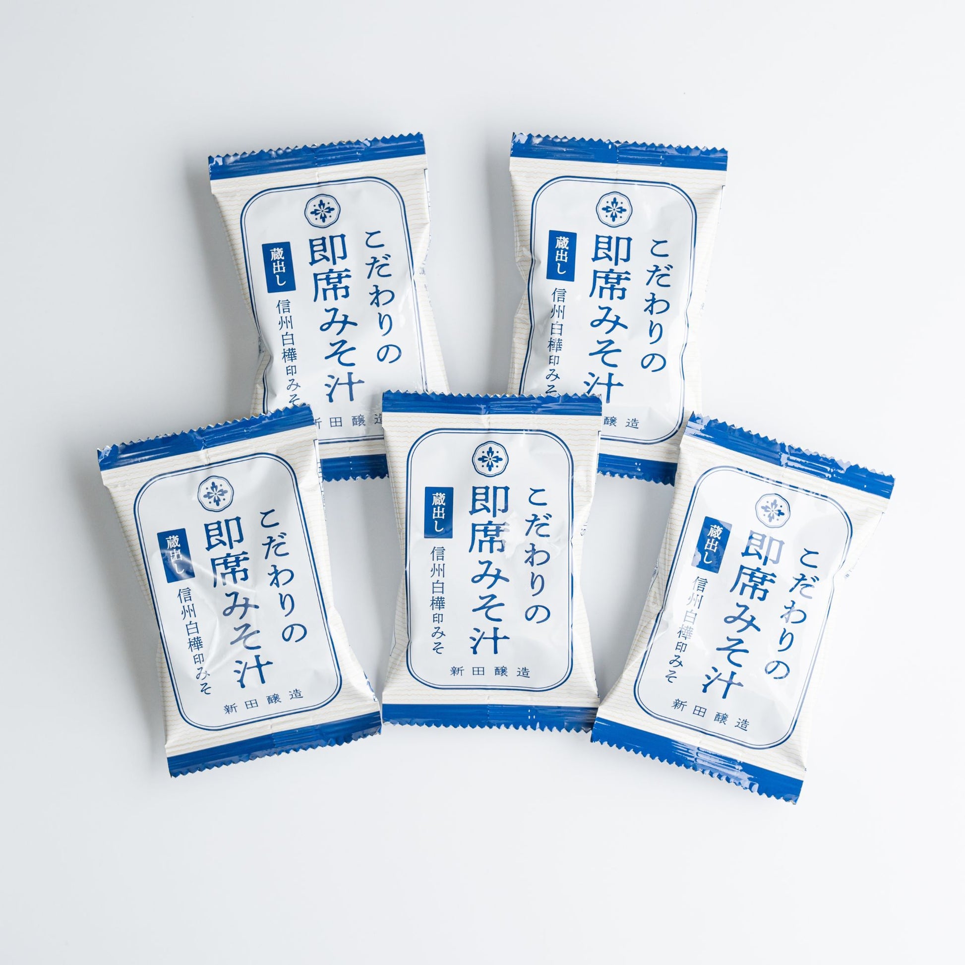 新田醸造のこだわりの即席みそ汁は、豊かな風味とコク深い味わいが特徴です。
